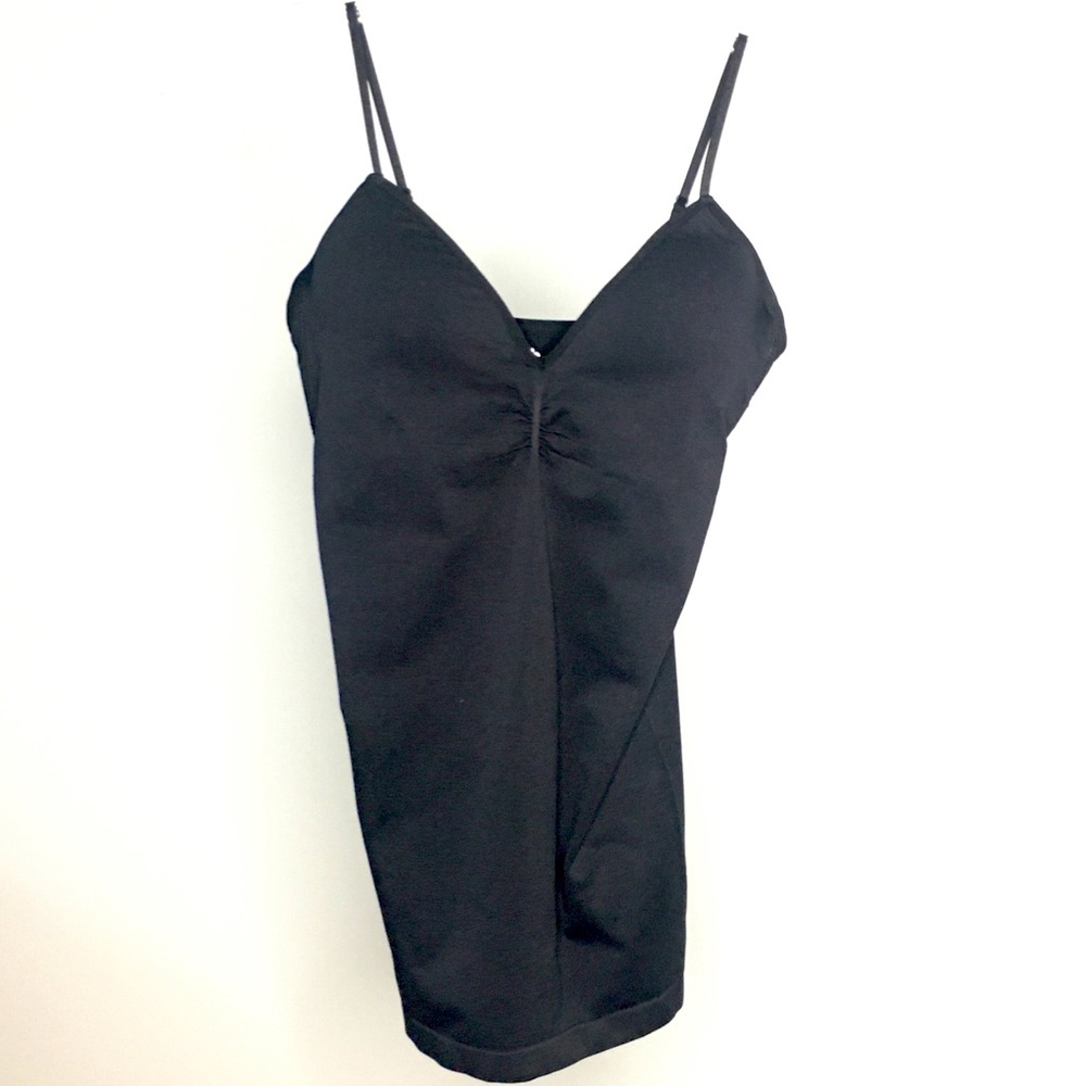 POOF! Seamless Tank Top w/Sewn in Padding